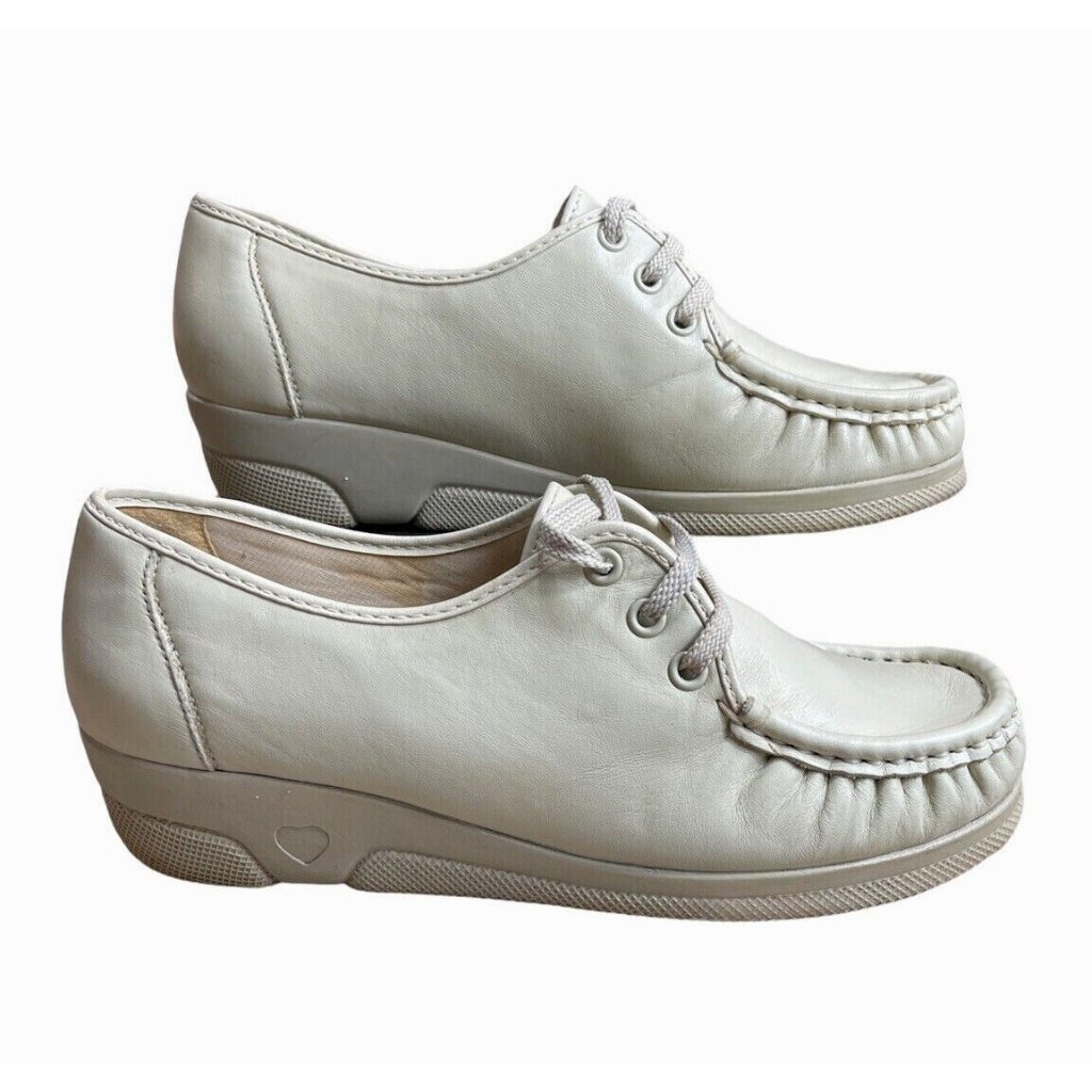 Softspots Annie 103706 Women's Beige Bone Lace Loafers Shoes Size 9 1/2 W Wide
